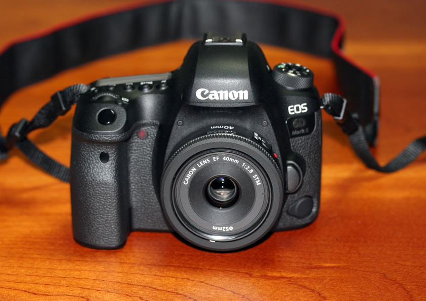 カメラ レンズ(単焦点) パンケーキレンズで写真撮影 Canon EF40mm F2.8 STM